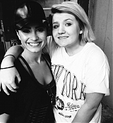 Demi Lovato In Sydney With Fans - April 19