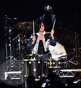 Demi Lovato Performs at Sydney, Australia - April 18, 2015