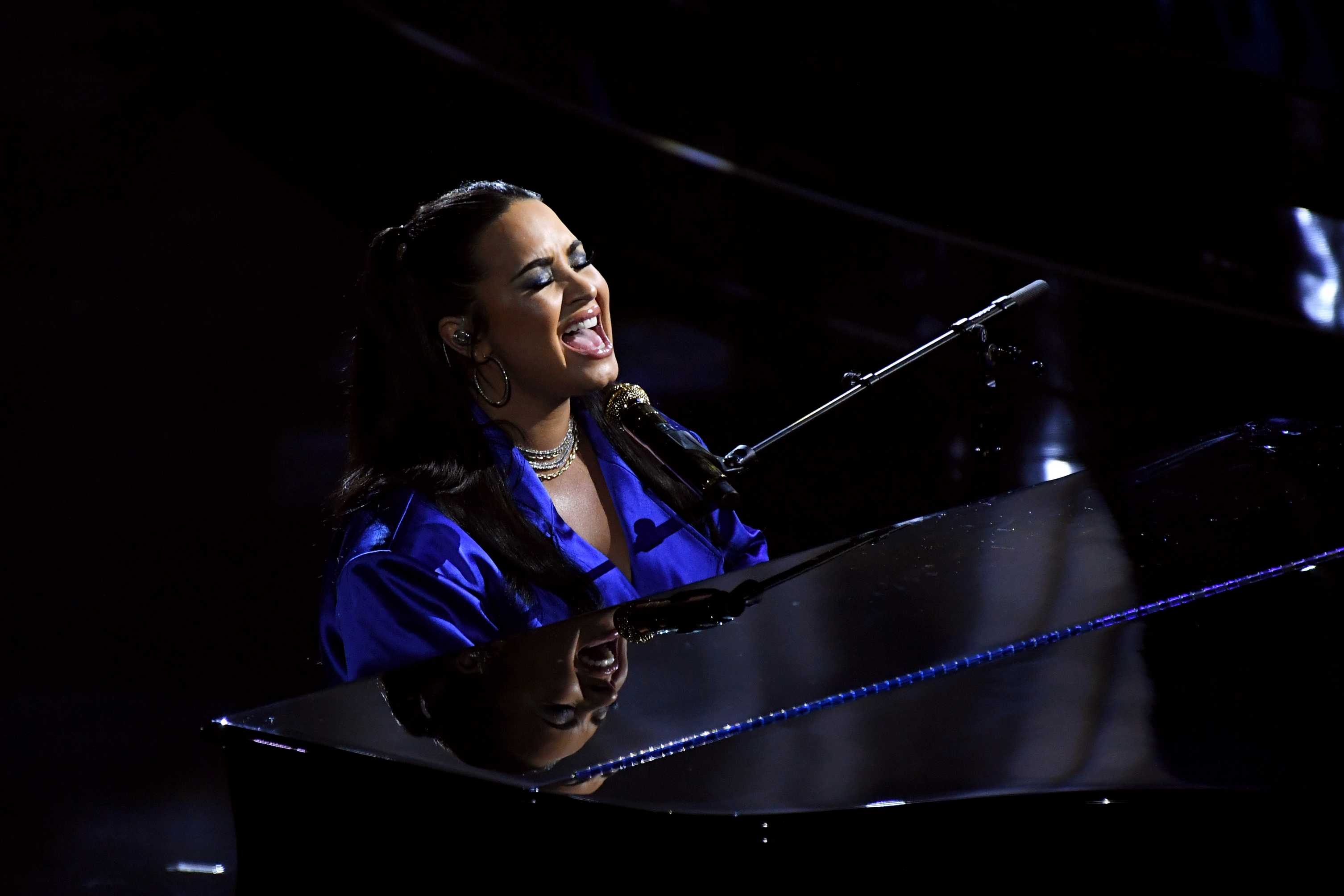 2020_Billboard_Music_Awards_-_October_15-11.jpg