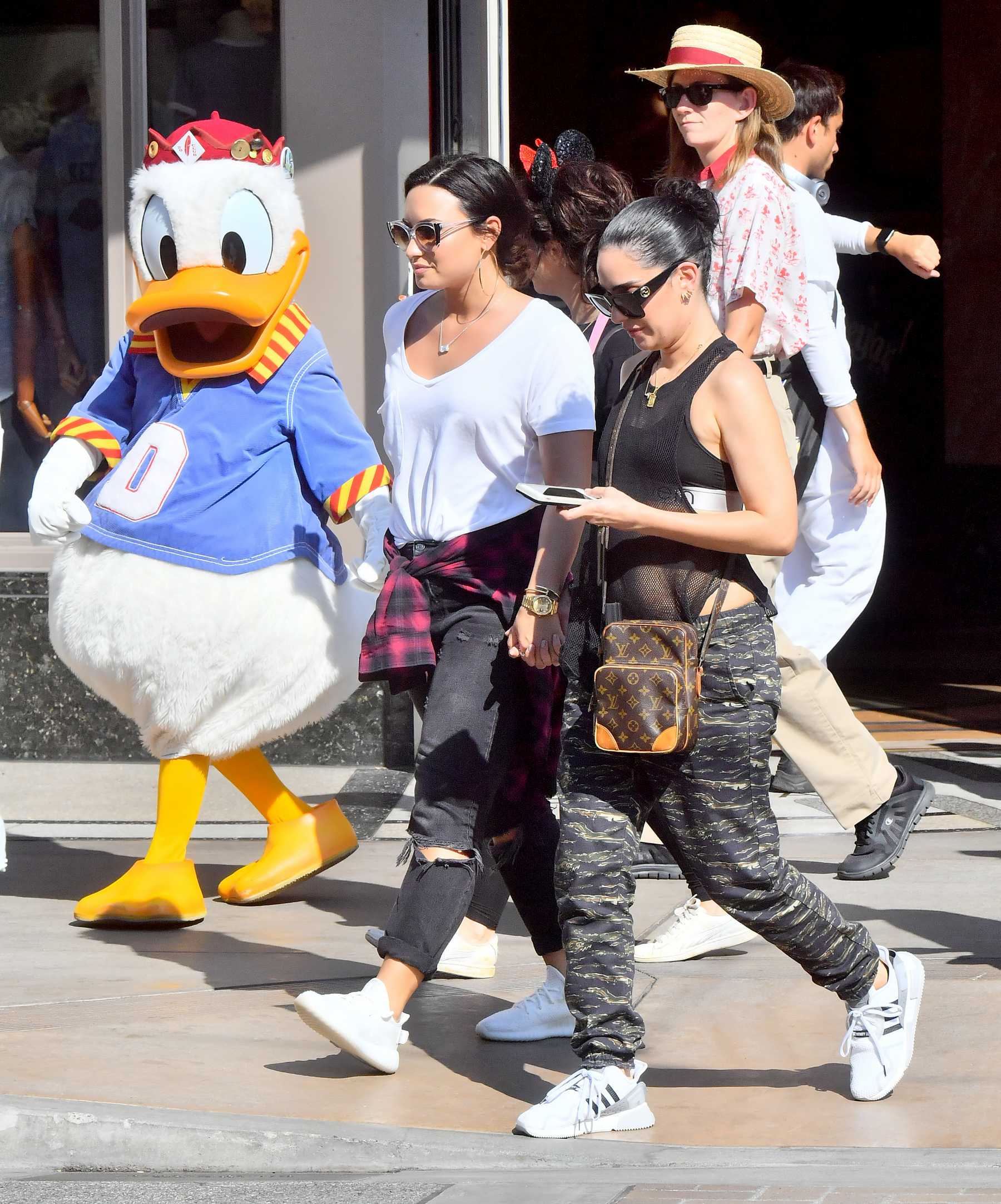 Demi_Lovato_-_At_Disneyland_in_Anaheim2C_CA_on_September_10-11.jpg