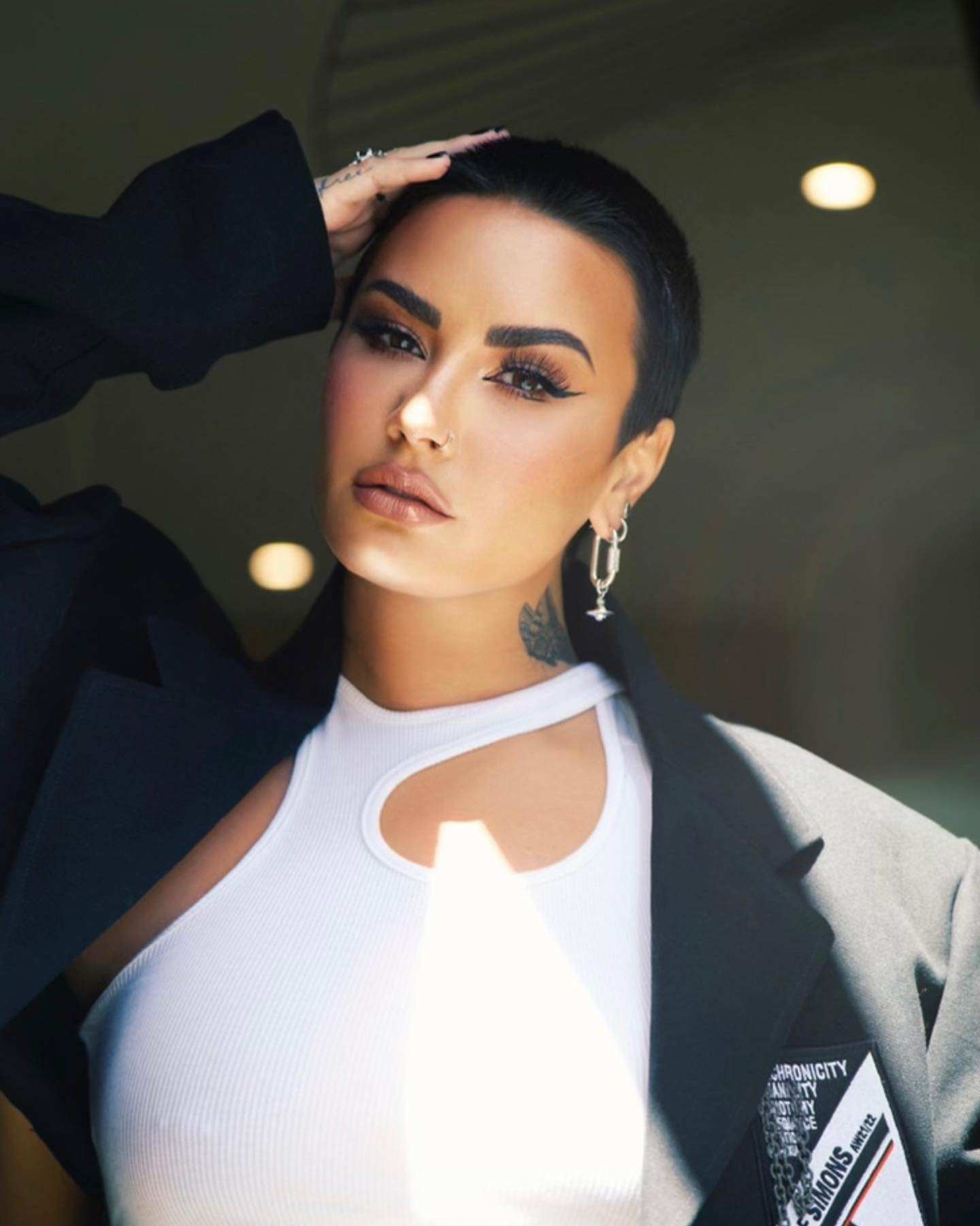 Demi_Lovato_-_Cibelle_Levi_photoshoot2C_April_202210.jpg