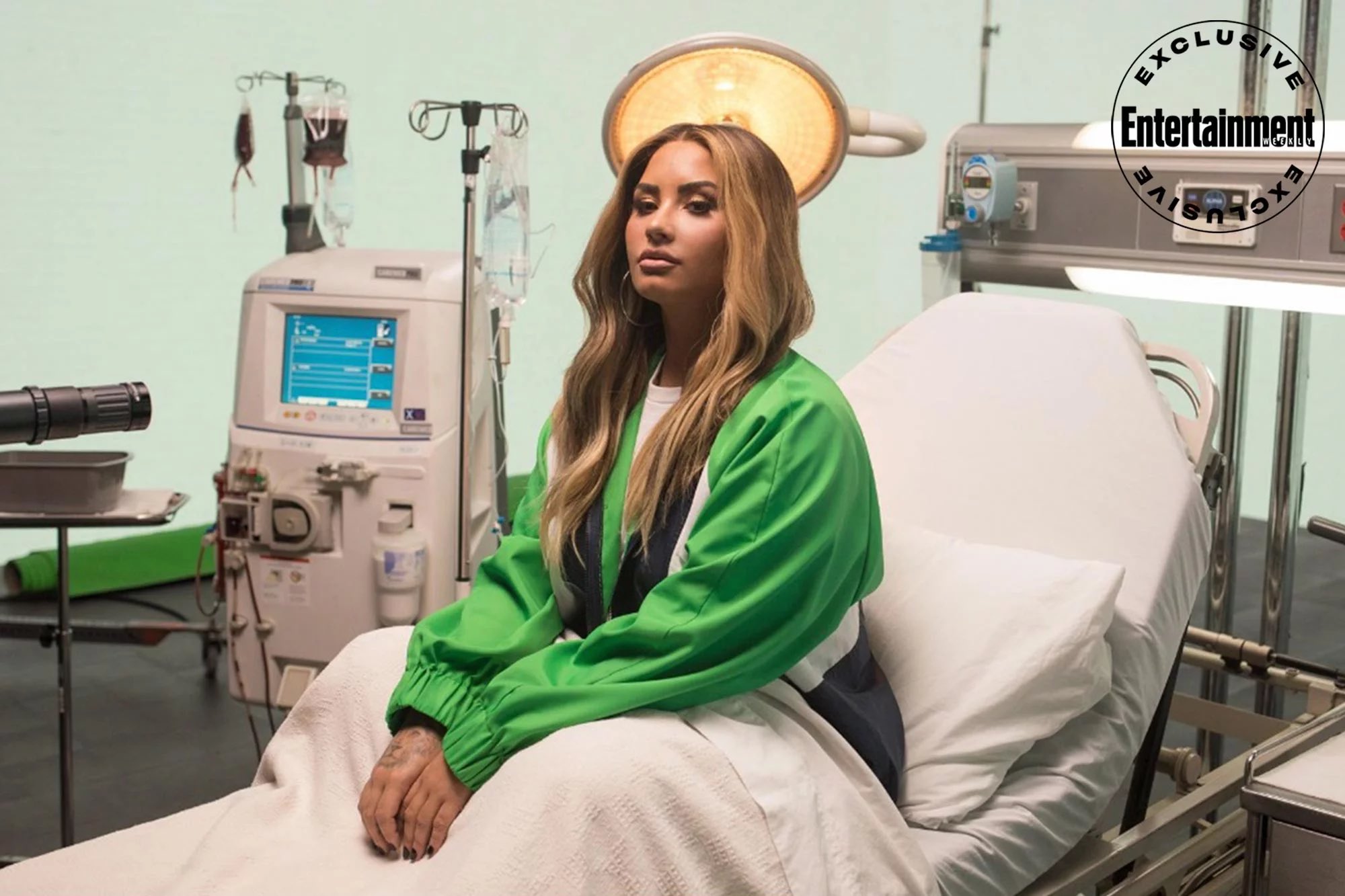 Demi_Lovato_-_Dancing_With_The_Devil_Music_Video_BTS2C_March_2021_02.jpg
