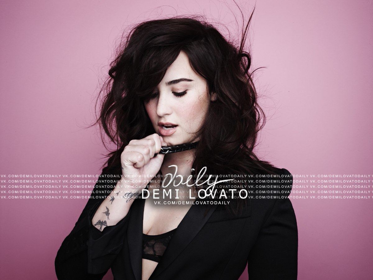 Girlfriend_Magazine-180.jpg
