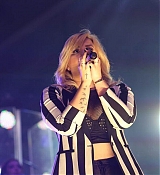 02.jpg