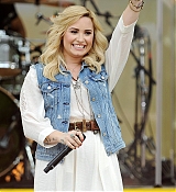 Filename=52.jpg
Filesize=483KiB
Dimensions=1800x2700
Date added=Jun 28, 2013 52.jpg