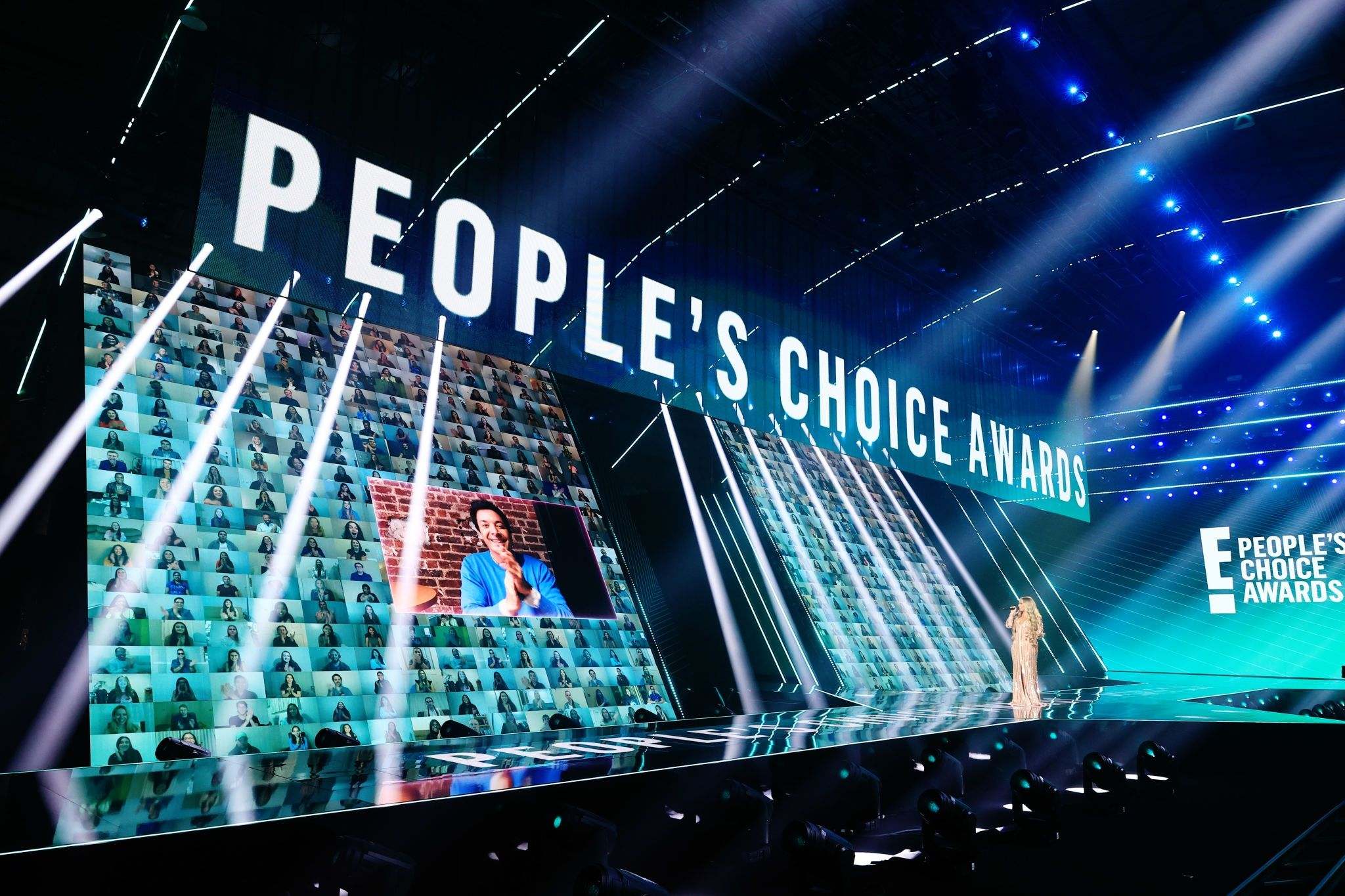 2020_E21_People_s_Choice_Awards_Show_-_November_15-06.jpg 2020_E21_People_s_Choice_Awards_Show_-_November_15-06.jpg