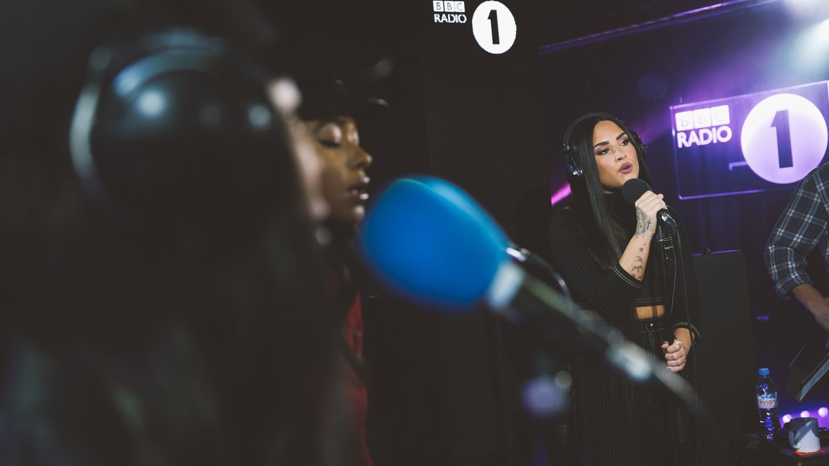BBC_Radio_One_Studios_-_November_13-01.jpg
