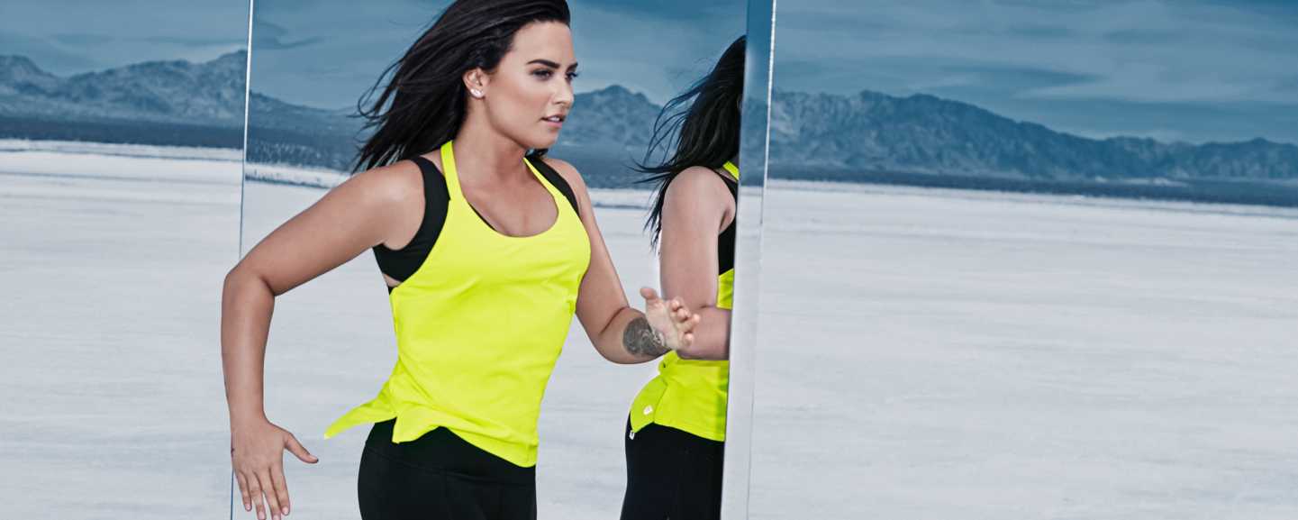 Demi_Lovato_-_Fabletics_Photoshoot_2017-12.jpg