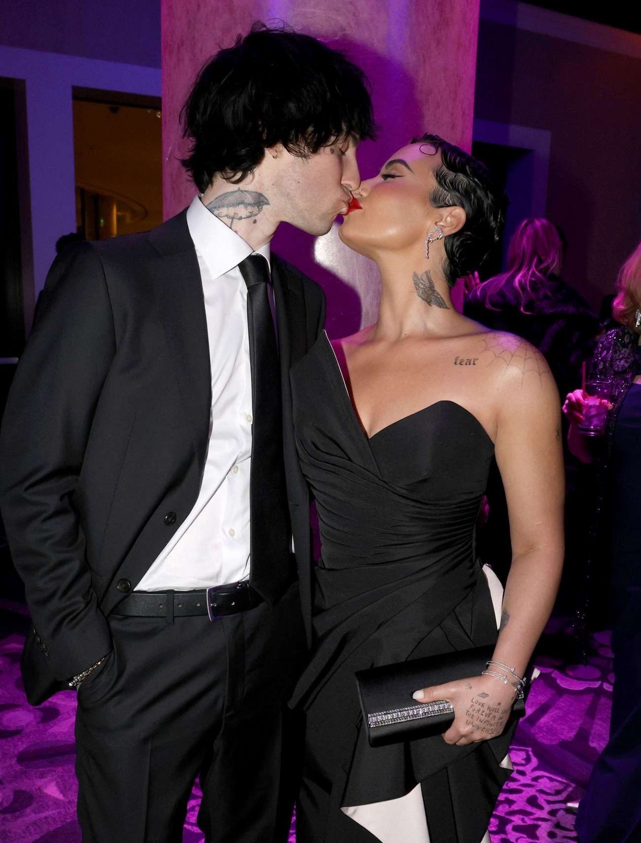Demi_Lovato_-_Pre-GRAMMY_Gala___GRAMMY_Salute_to_Industry_Icons2C_Los_Angeles_CA_-_February_42C_202327.jpg