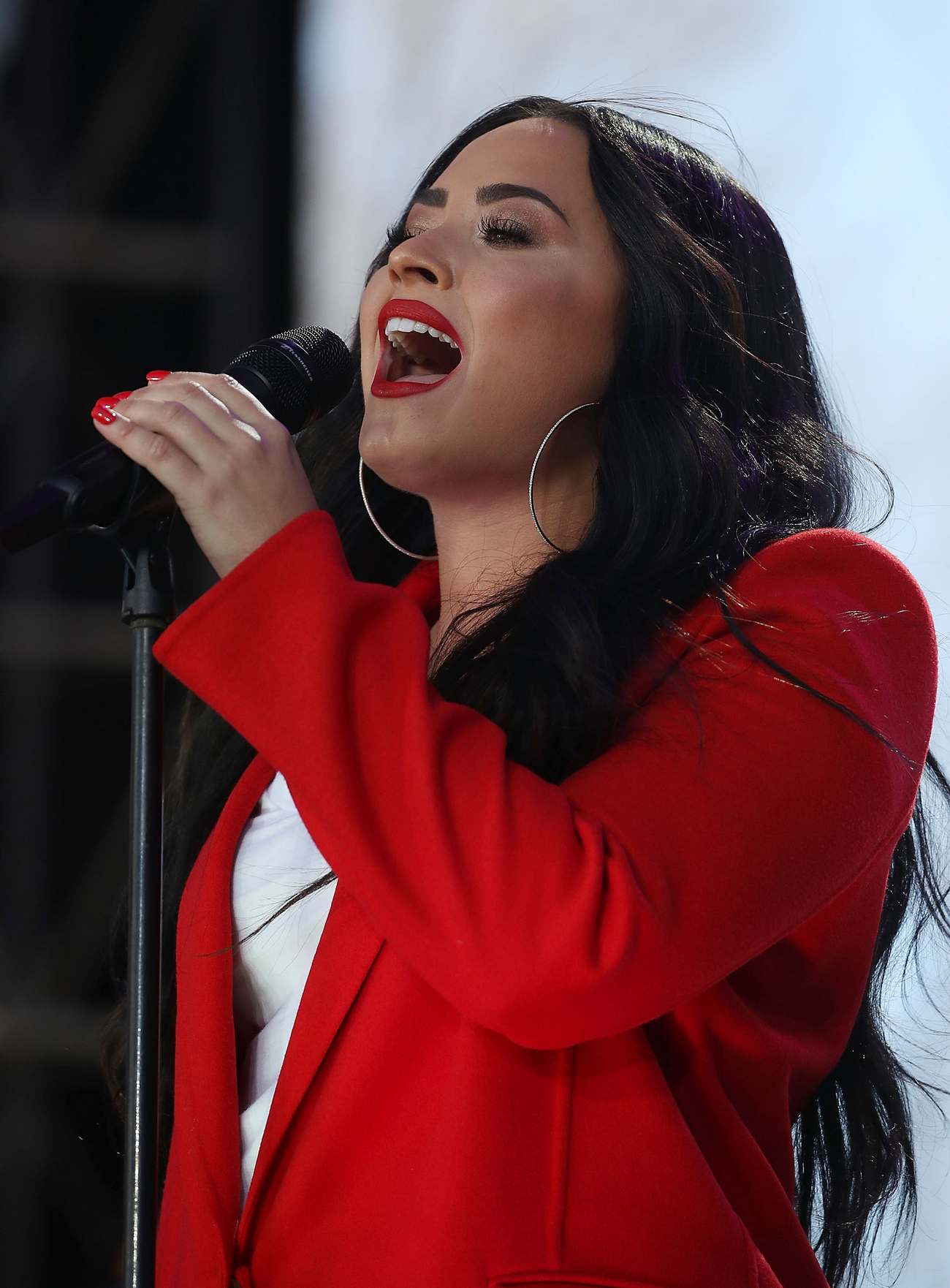 Demi_Lovato_-__March_For_Our_Lives__in_Washington2C_DC_on_March_24-06.jpg