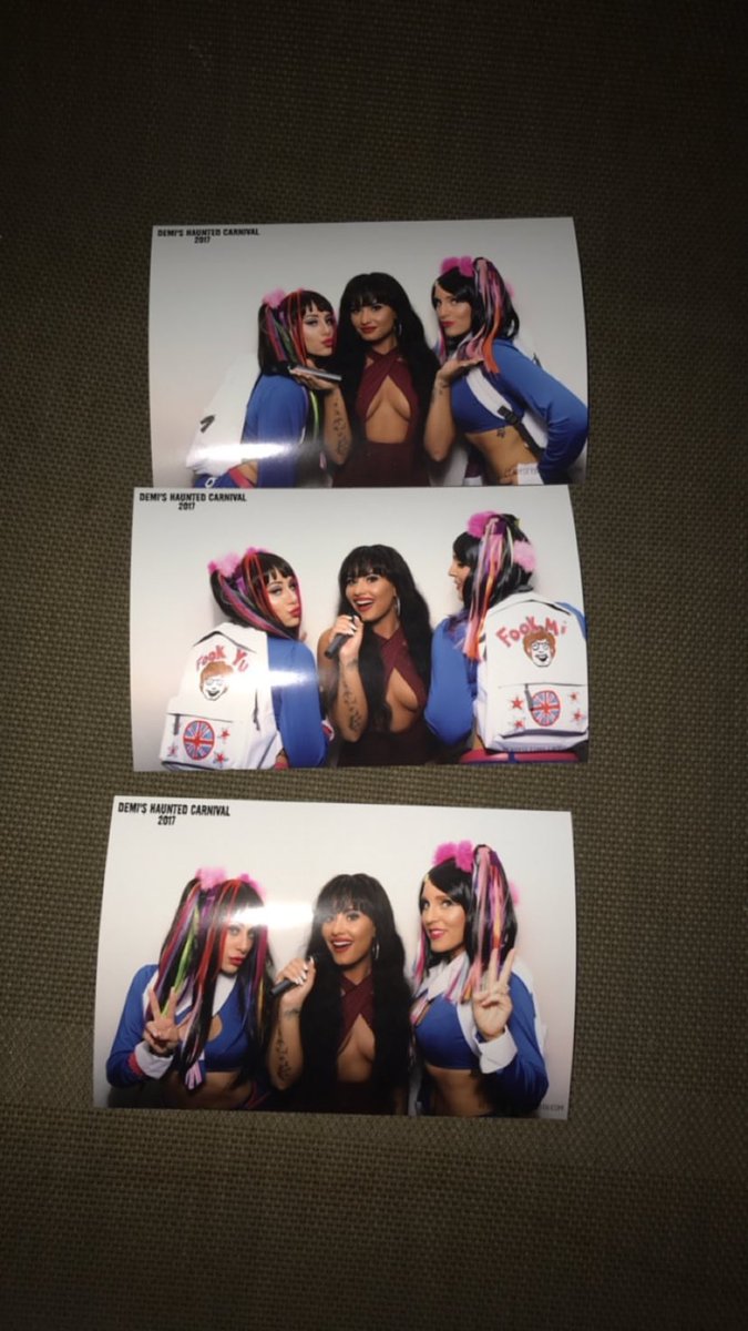 Demi_Lovato_Halloween_Party_2017_-_October_29-15.jpg