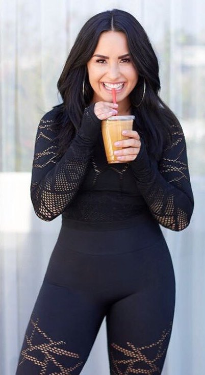 Fabletics_2018-05.jpg