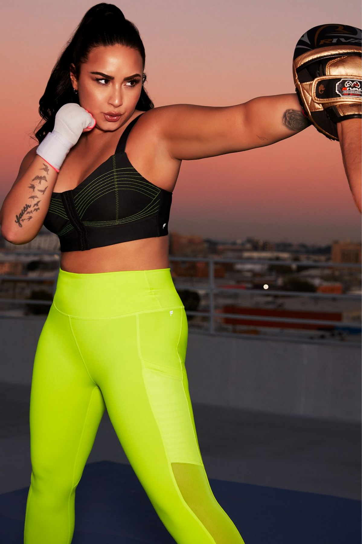 Fabletics_line_SpringSummer_202027.jpg