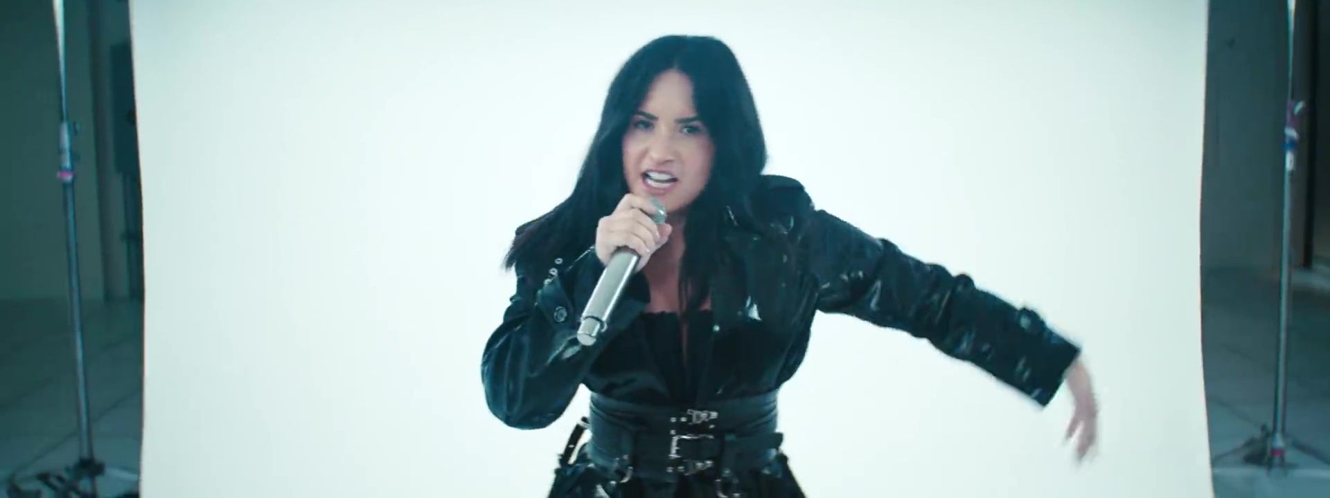 Fall_in_Line_Demi-18.jpg
