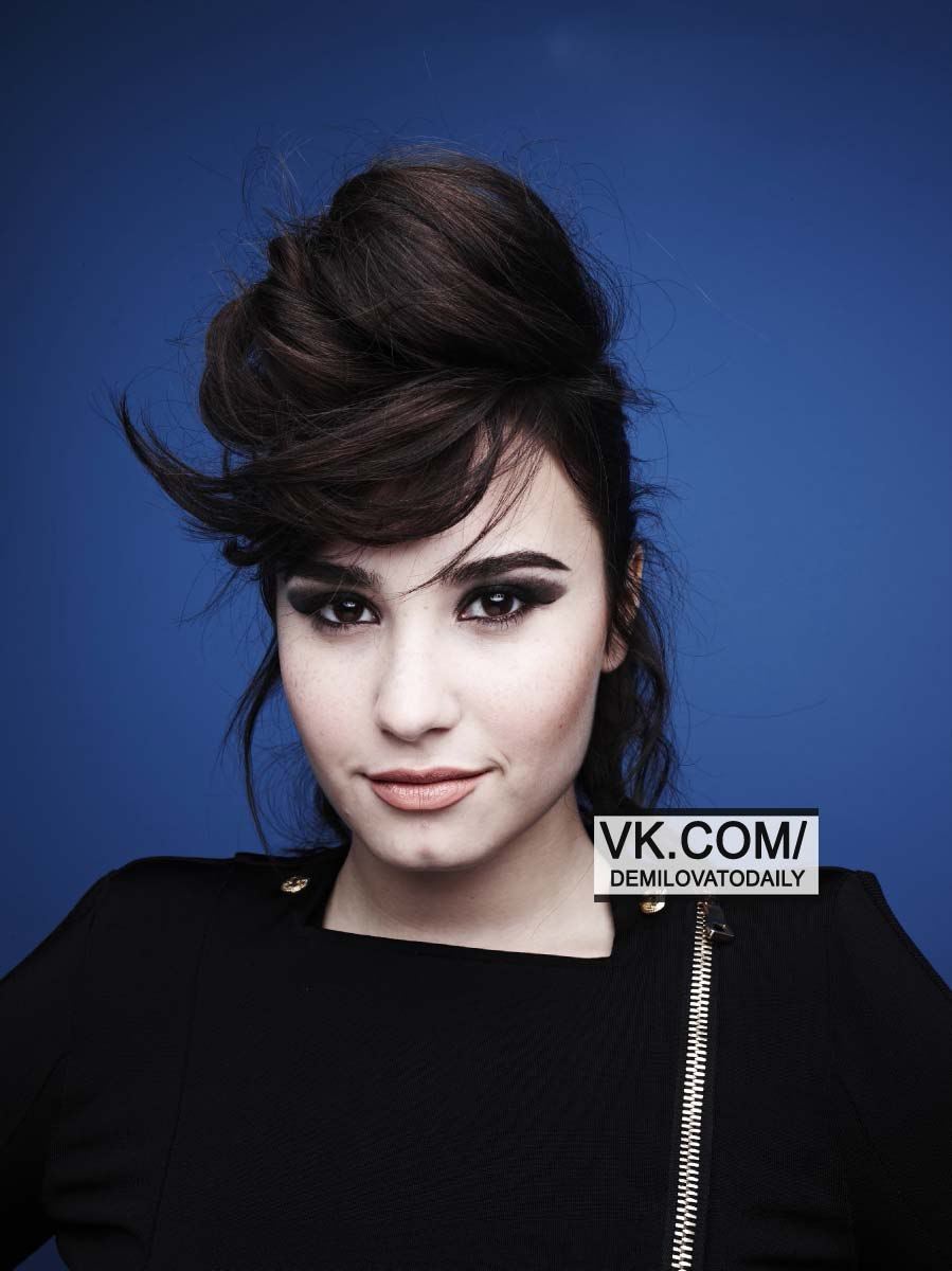 Girlfriend_Magazine-47.jpg