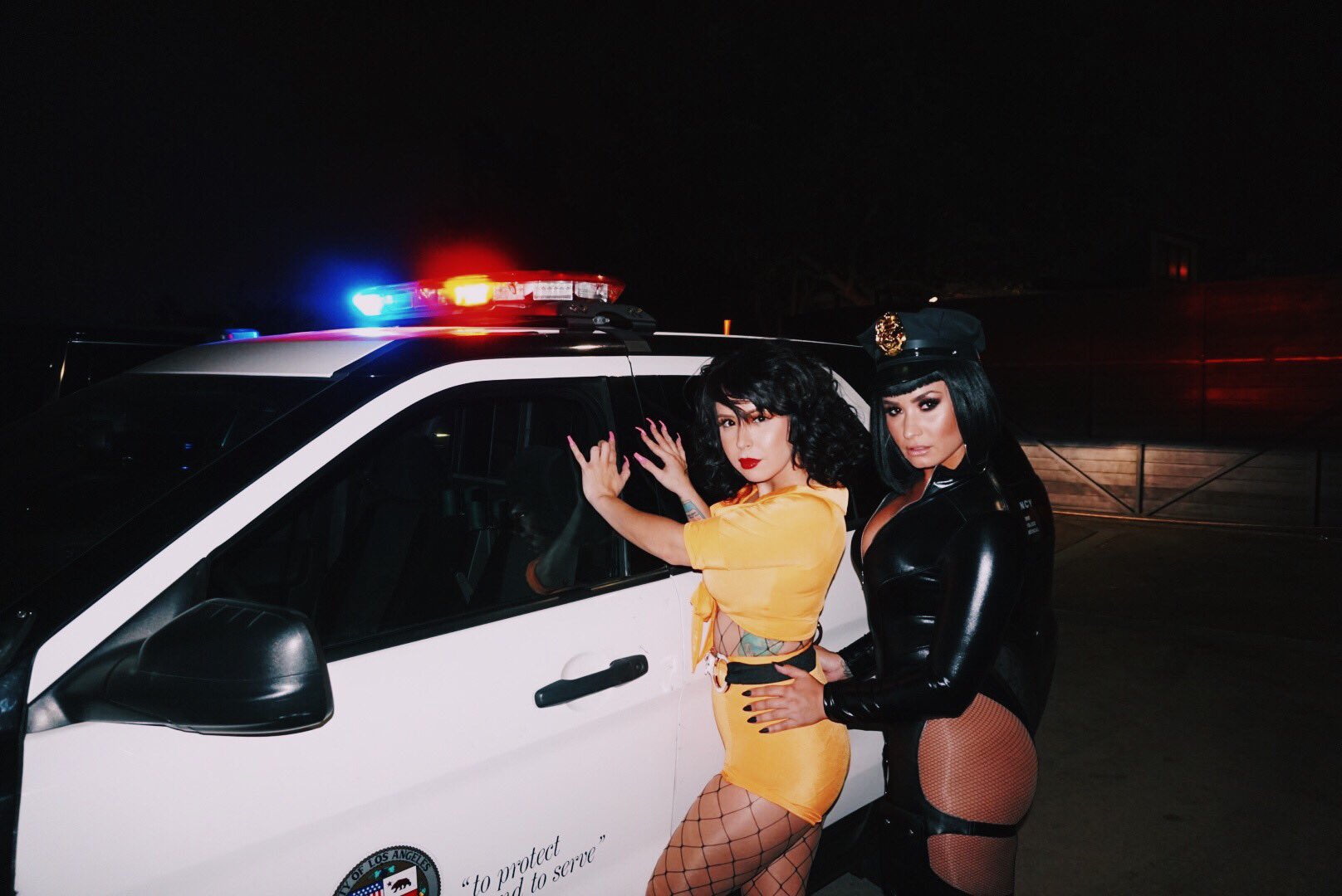Halloween_Party_-_October_31-03.jpg