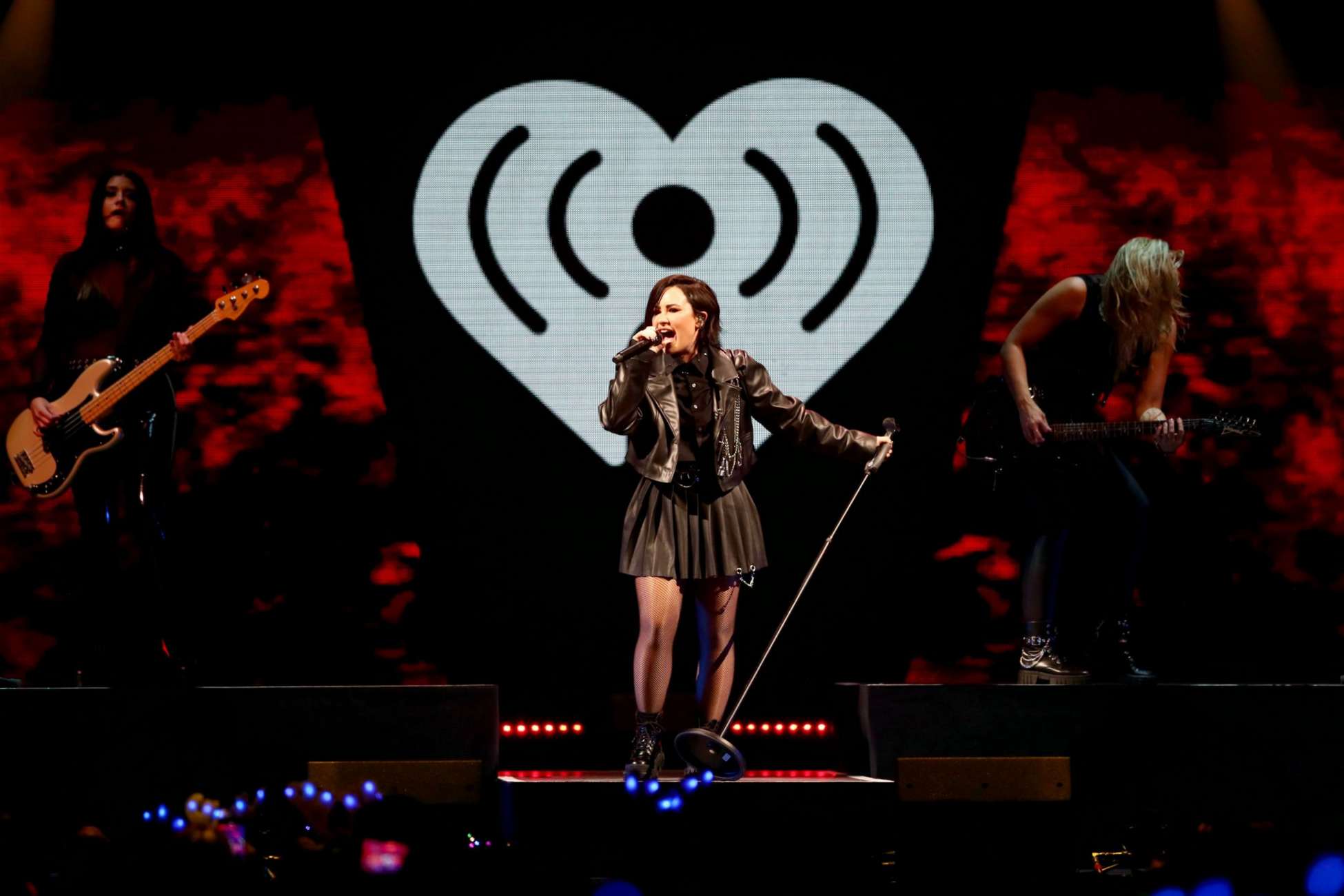 IHeartRadio_KISS108_s_Jingle_Ball_2022_-_December_11_281529.jpg IHeartRadio_KISS108_s_Jingle_Ball_2022_-_December_11_281529.jpg