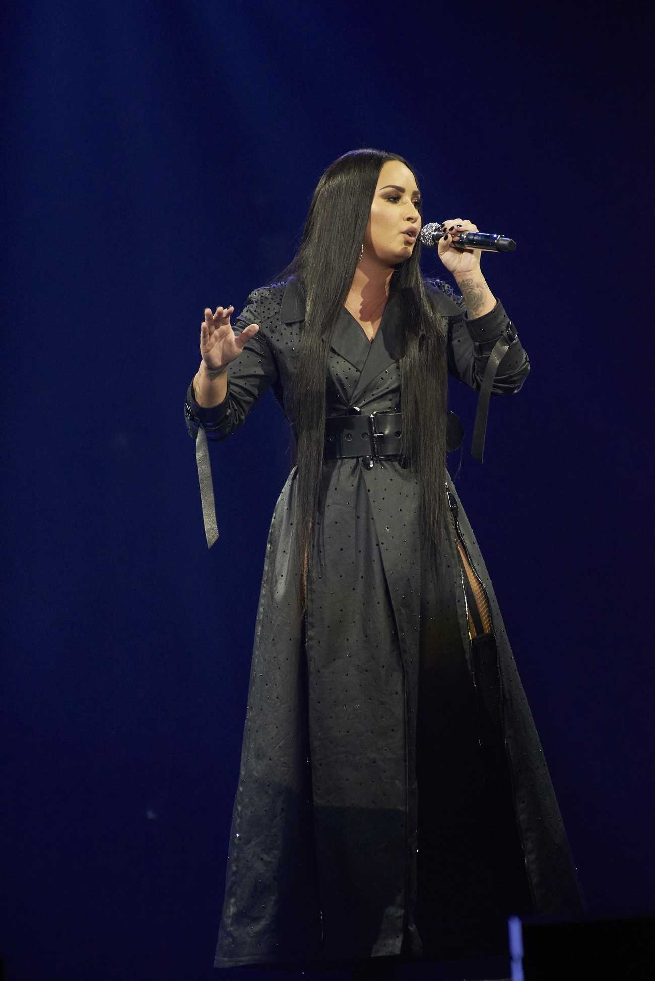 Target_Center_on_in_Minneapolis2C_Minnesota_-_March_102C_2018-02.jpg