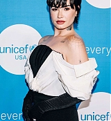 Demi_Lovato_-_2022_UNICEF_Gala_at_The_Glasshouse2C_New_York_City_-_November_292C_202210.jpg