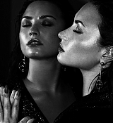 Demi_Lovato_-_Tell_Me_You_Love_Me_Photoshoot_2017-22.jpg