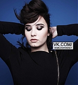 Girlfriend_Magazine-21.jpg