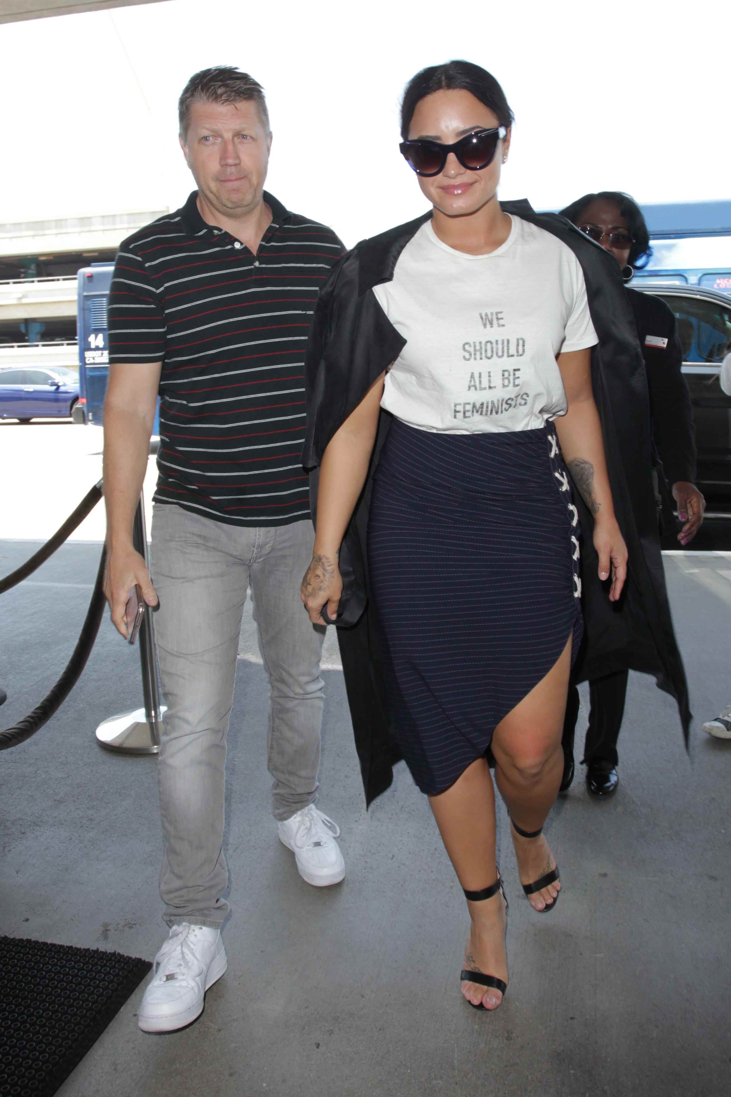 Arriving_at_LAX_Airport_-_June_30-10.jpg