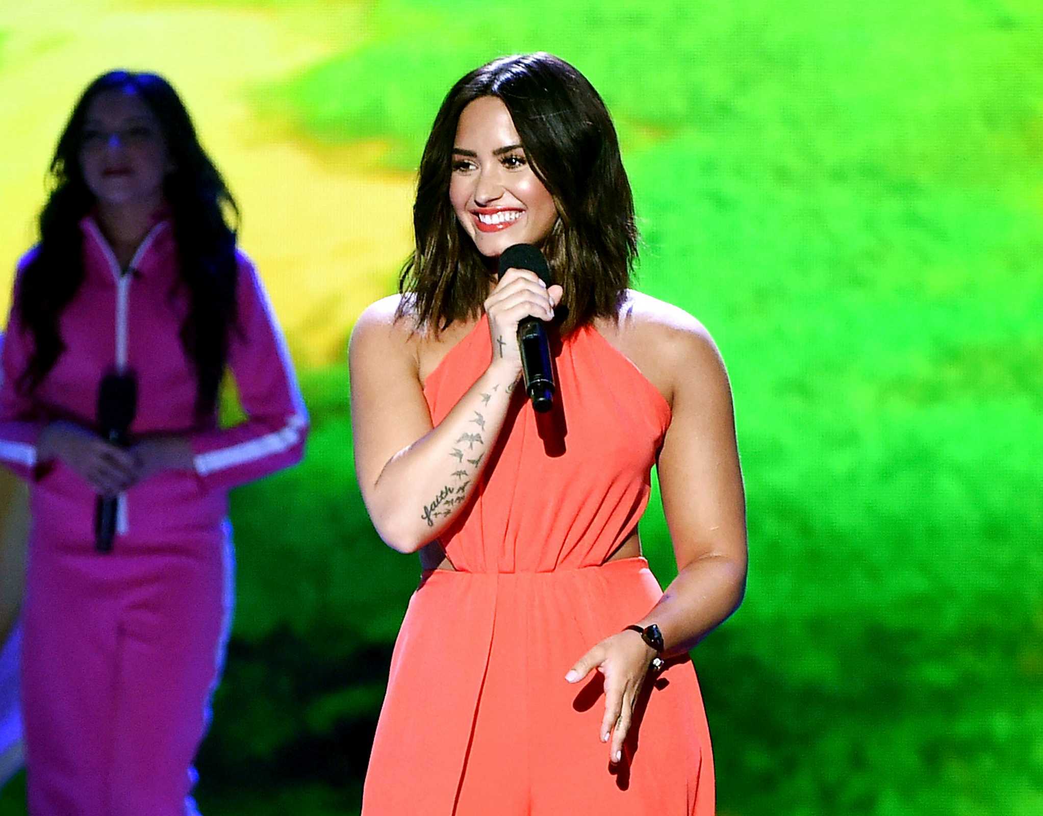 Nickelodeon_s_2017_Kids__Choice_Awards_5BShow5D_-_March_11-09.jpg Nickelodeon_s_2017_Kids__Choice_Awards_5BShow5D_-_March_11-09.jpg