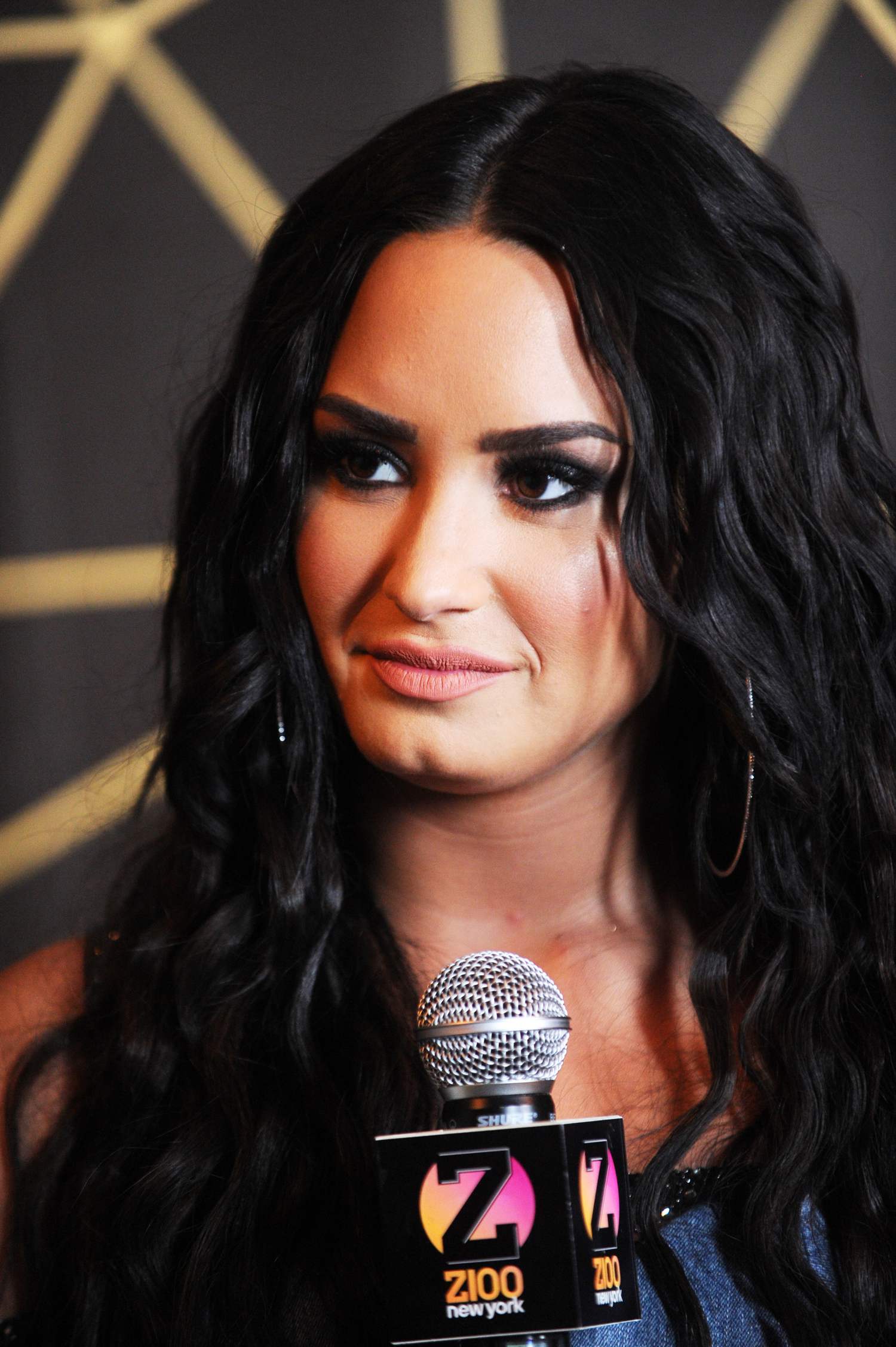 Z100_s_Jingle_Ball_2017_at_Madison_Square_Garden_-_December_8-01.jpg Z100_s_Jingle_Ball_2017_at_Madison_Square_Garden_-_December_8-01.jpg