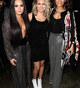 Demi_Lovato_-_The_59th_GRAMMY_Awards_at_STAPLES_Center_in_Los_Angeles_5BBackstage5D-04.jpg